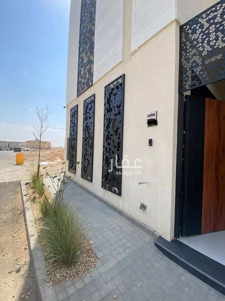 فيلا للبيع في شارع عبدالله بن حبان, حي المهدية, مدينة الرياض, منطقة الرياض صورة 2
