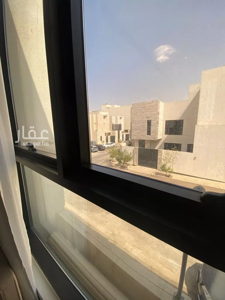 فيلا للبيع في شارع عبدالله بن حبان, حي المهدية, مدينة الرياض, منطقة الرياض 11
