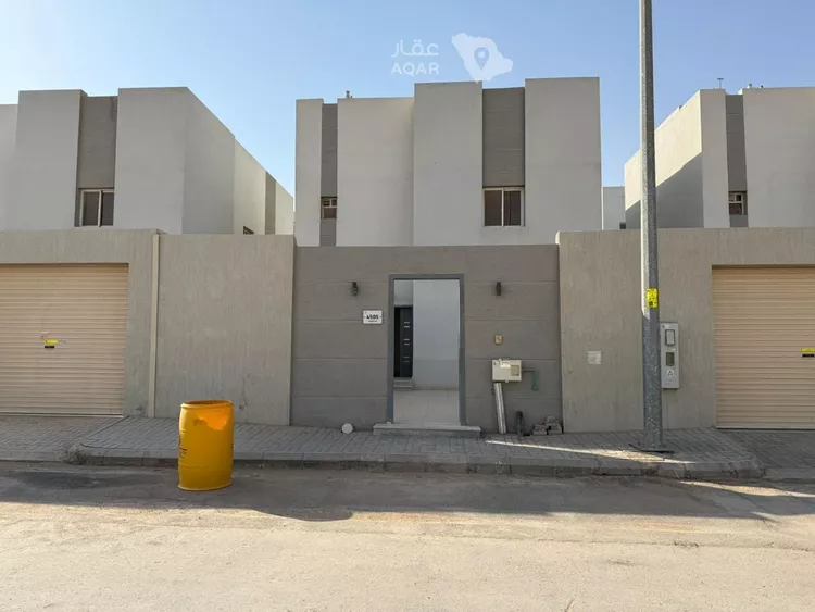 Villa for Rent in Riyadh Al Janadriyah 2