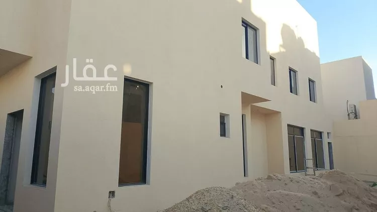 فيلا للبيع في شارع عقرباء 220, حي عقرباء, مدينة الجبيلة, منطقة الرياض صورة 3