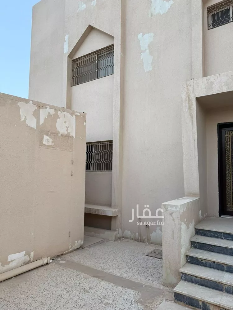 فيلا للبيع في شارع محمد بن زياد, حي السلام, مدينة الرياض, منطقة الرياض صورة 3