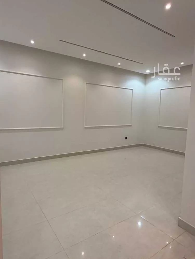 دور للبيع في شارع 101 st, حي الندوة, مدينة الرياض, منطقة الرياض صورة 4