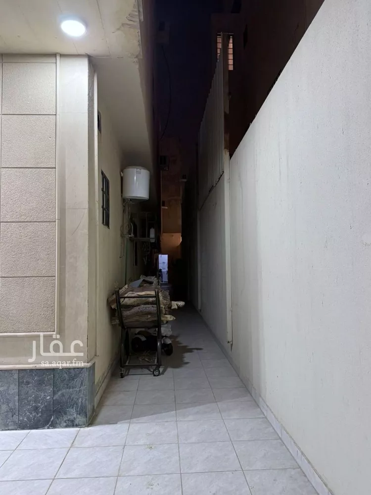 فيلا للبيع في شارع فرقين, حي اليرموك, مدينة الرياض, منطقة الرياض 8