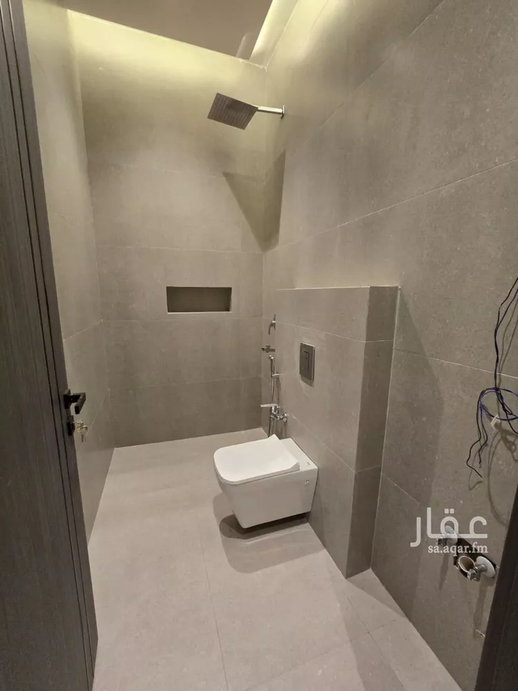 دور للبيع في شارع الحكمان, حي غرناطة, مدينة الرياض, منطقة الرياض 6