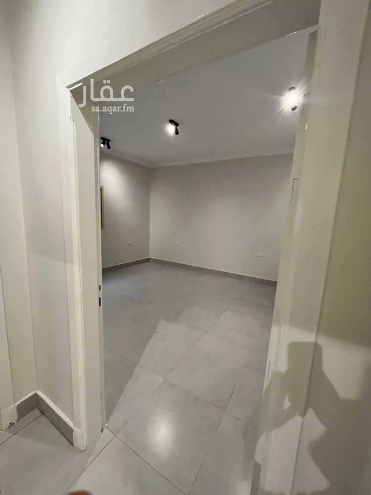 فيلا للبيع في شارع ابن الصقر, حي الخليج, مدينة الرياض, منطقة الرياض