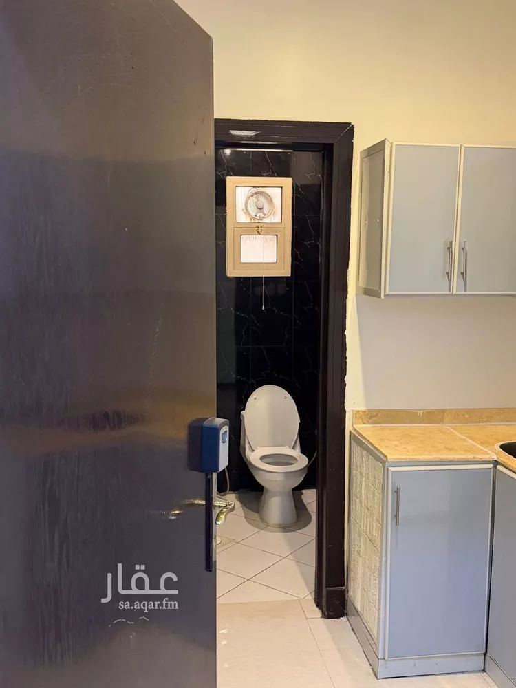 شقة للإيجار في شارع بحر العرب, حي إشبيلية, مدينة الرياض, منطقة الرياض صورة 4