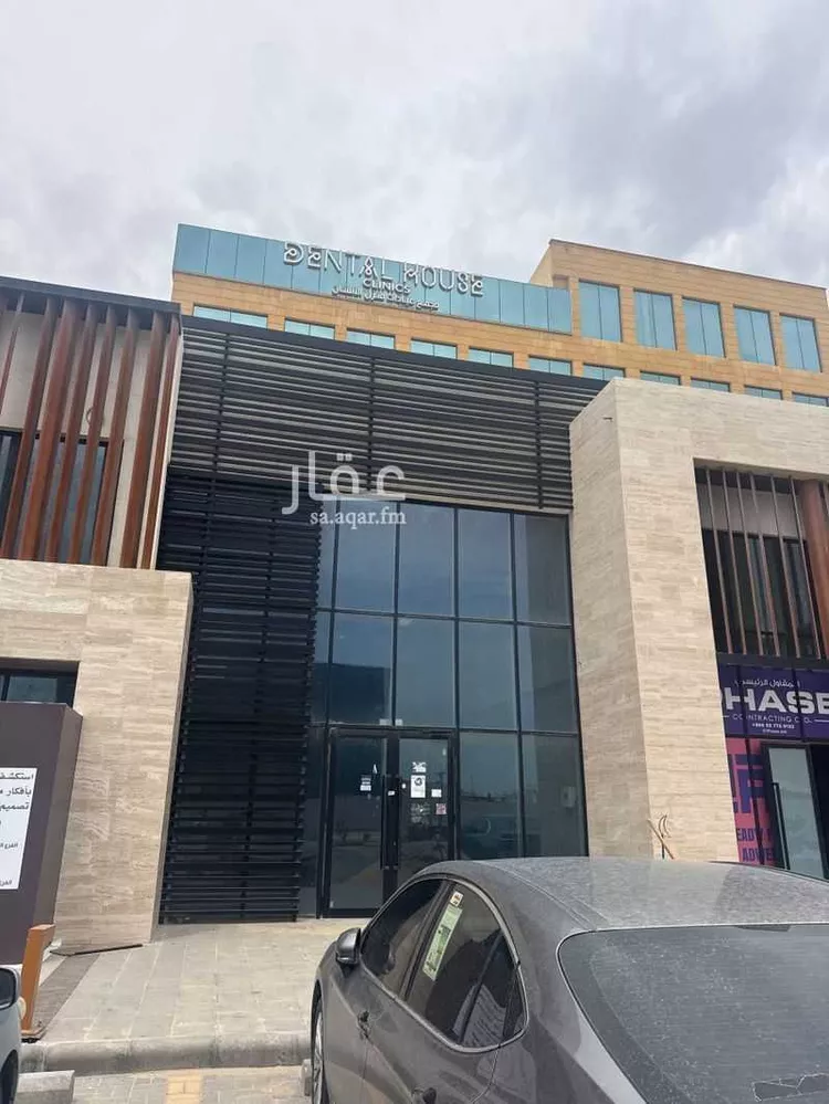 محل للإيجار في شارع 2 اليرموك, حي الكورنيش, مدينة الخبر, المنطقة الشرقية صورة 4