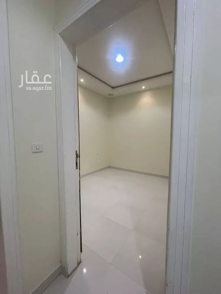 شقة للإيجار في شارع عبدالمحسن الطوسي, حي الروضة, مدينة الرياض, منطقة الرياض صورة 2