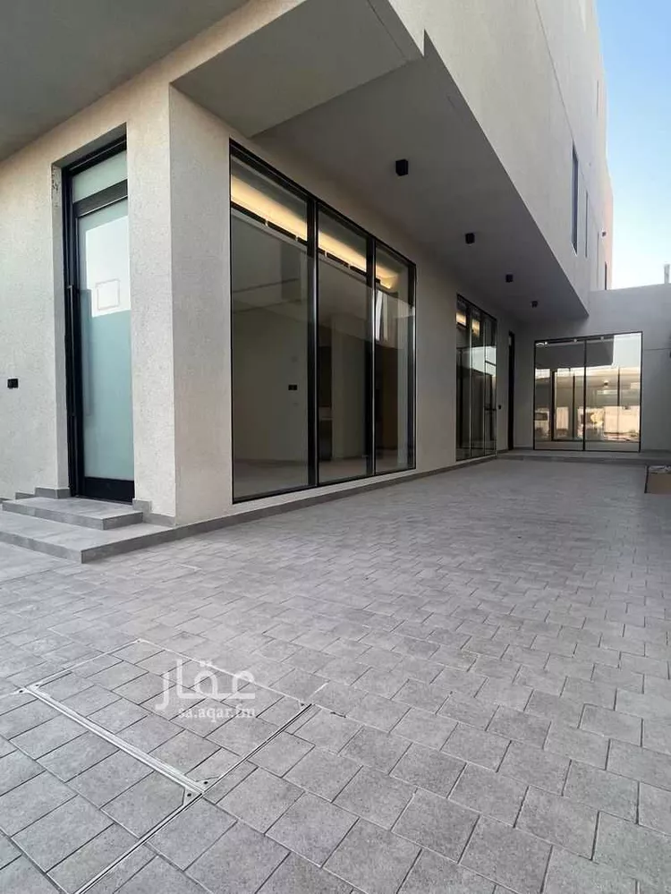 فيلا للبيع في شارع شارع سعد, حي السيف, مدينة الدمام, المنطقة الشرقية