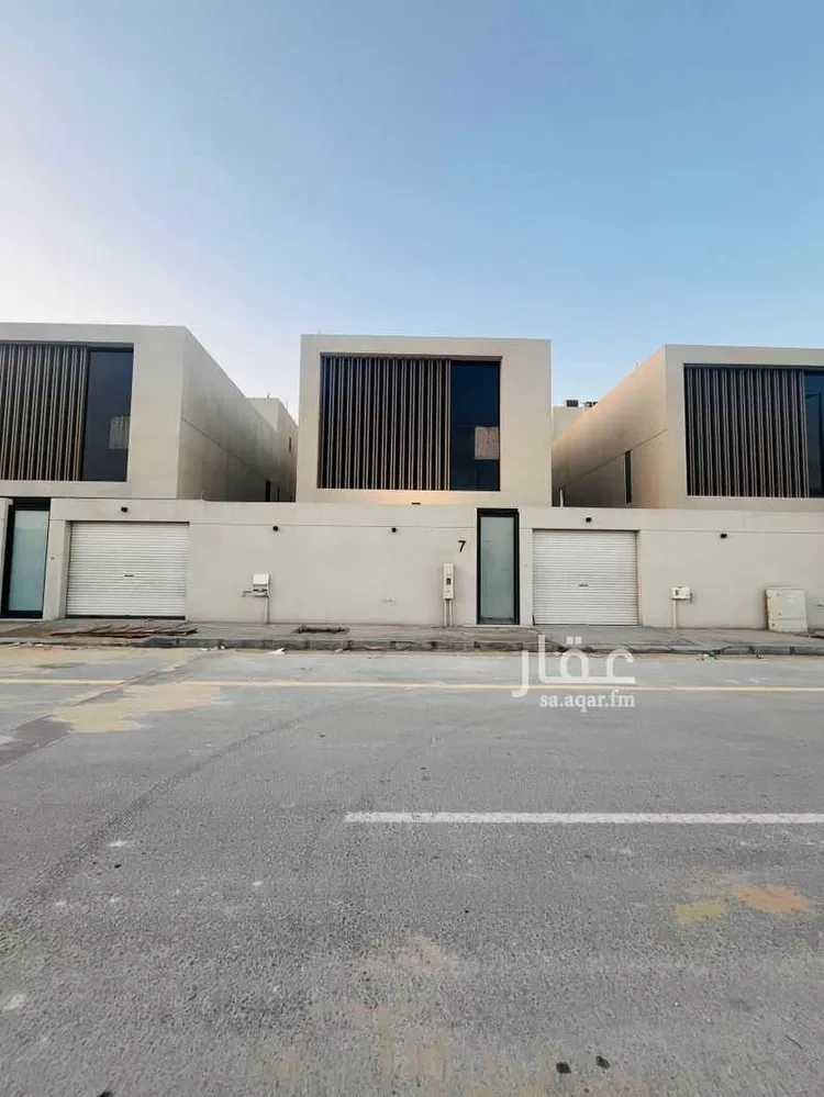 فيلا للبيع في شارع شارع سعد, حي السيف, مدينة الدمام, المنطقة الشرقية صورة 3