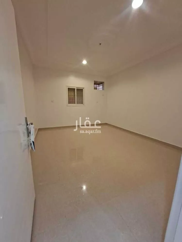 عمارة للبيع في شارع عباد الناجي, حي الشرف, مدينة خميس مشيط, منطقة عسير صورة 4