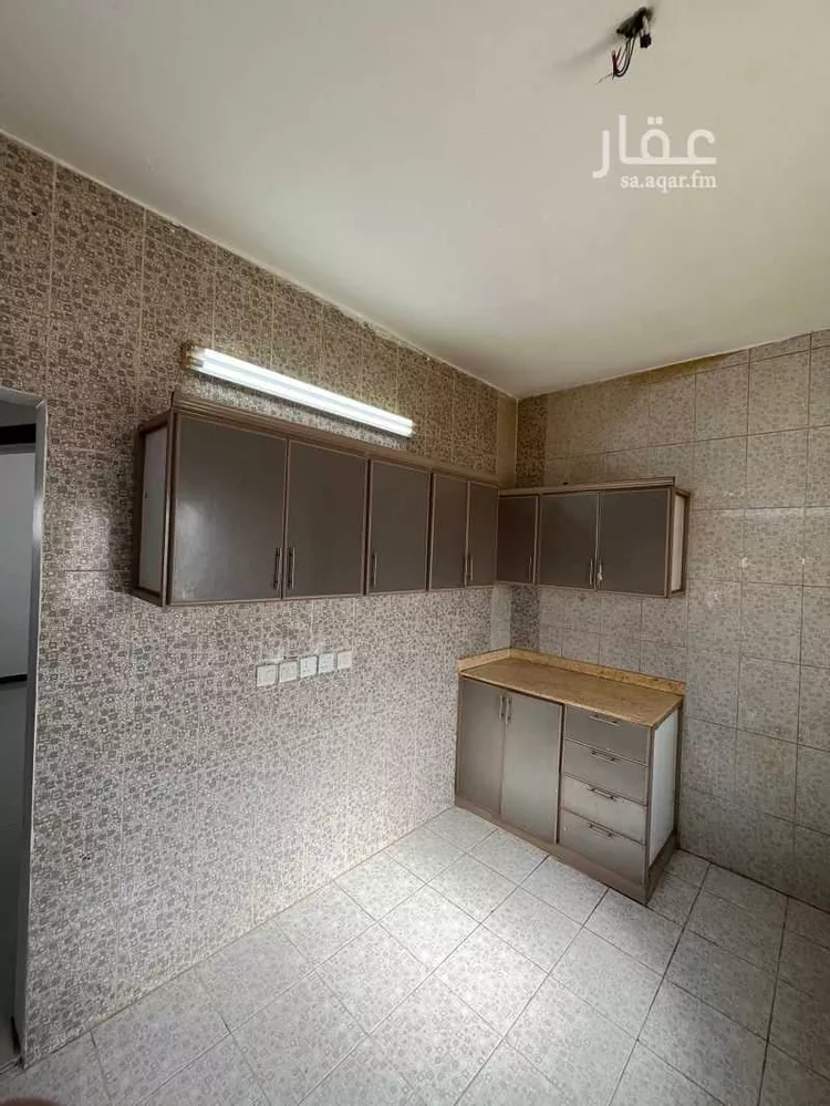 شقة للإيجار في شارع عباس بن فرناس, حي العريجاء الأوسط, مدينة الرياض, منطقة الرياض صورة 3
