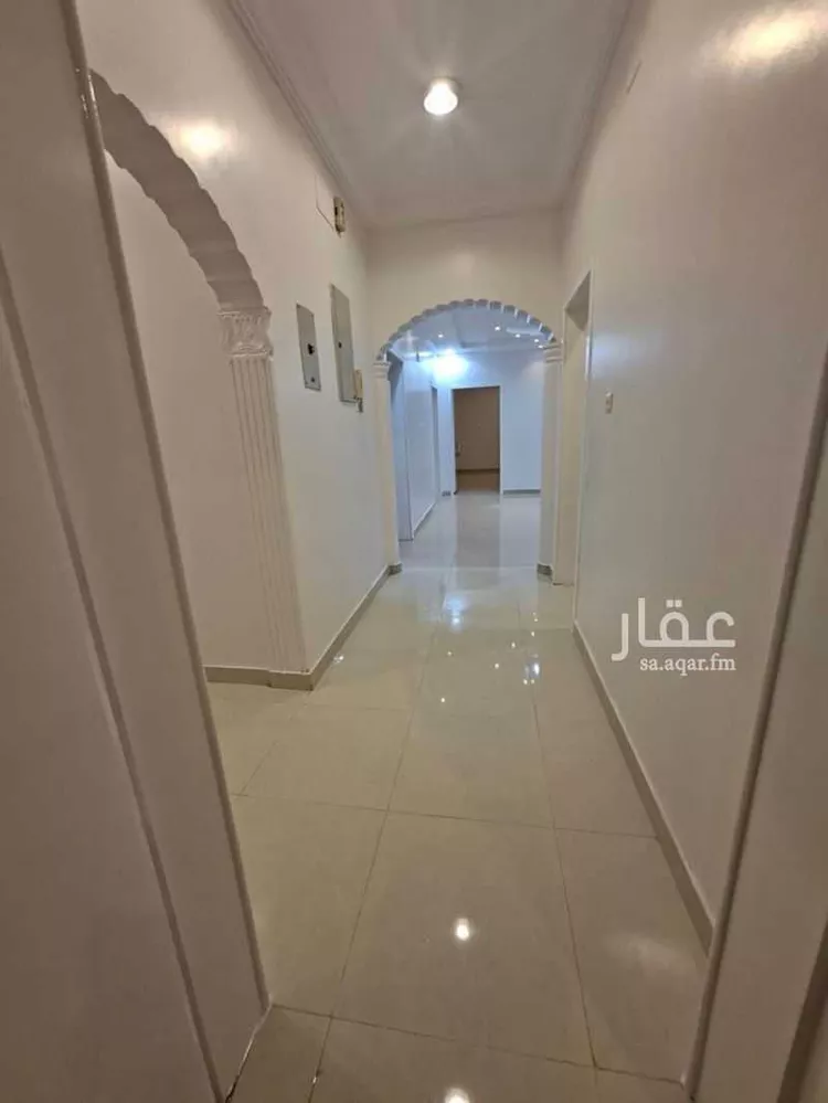 عمارة للبيع في شارع عباد الناجي, حي الشرف, مدينة خميس مشيط, منطقة عسير 6