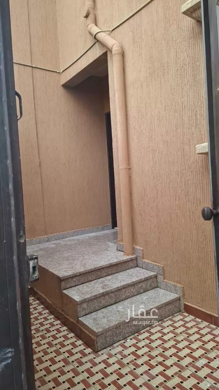 عمارة للإيجار في شارع عباد الناجي, حي الشرف, مدينة خميس مشيط, منطقة عسير صورة 3