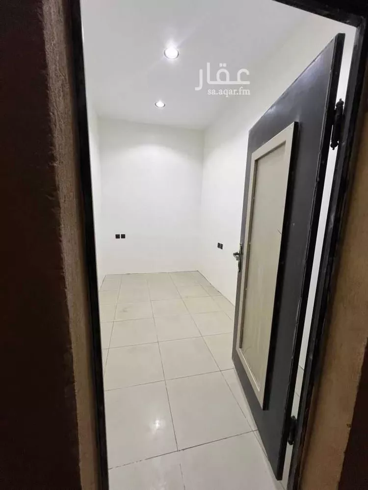 Room for Rent in Riyadh Al Uraija Al Wusta