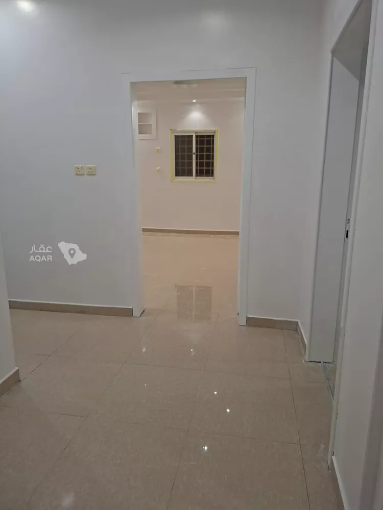 شقة للإيجار في شارع عباد الناجي, حي الشرف, مدينة خميس مشيط, منطقة عسير صورة 3
