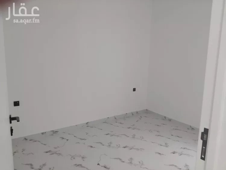 شقة للبيع في شارع زياد الباهلي, حي العوالي, مدينة الرياض, منطقة الرياض صورة 3