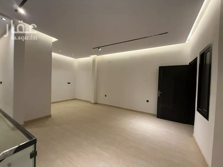 دور للبيع في شارع الاشتر النخعي, حي الرحمانية, مدينة جدة, منطقة مكة المكرمة صورة 4
