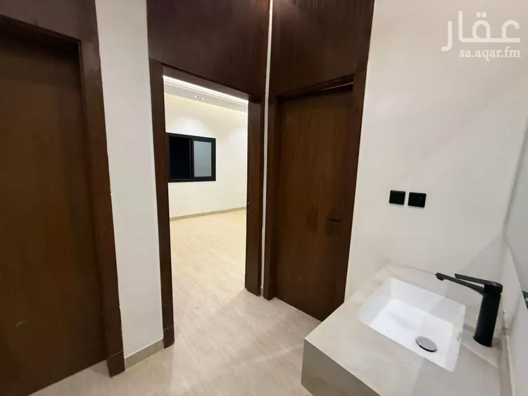 دور للبيع في شارع الاشتر النخعي, حي الرحمانية, مدينة جدة, منطقة مكة المكرمة صورة 5