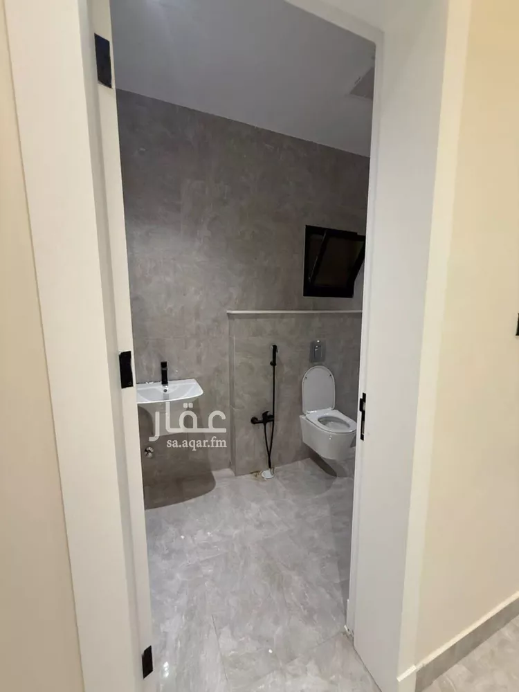 فيلا للبيع في شارع علاء الدين القرشي, حي العوالي, مدينة الرياض, منطقة الرياض صورة 2