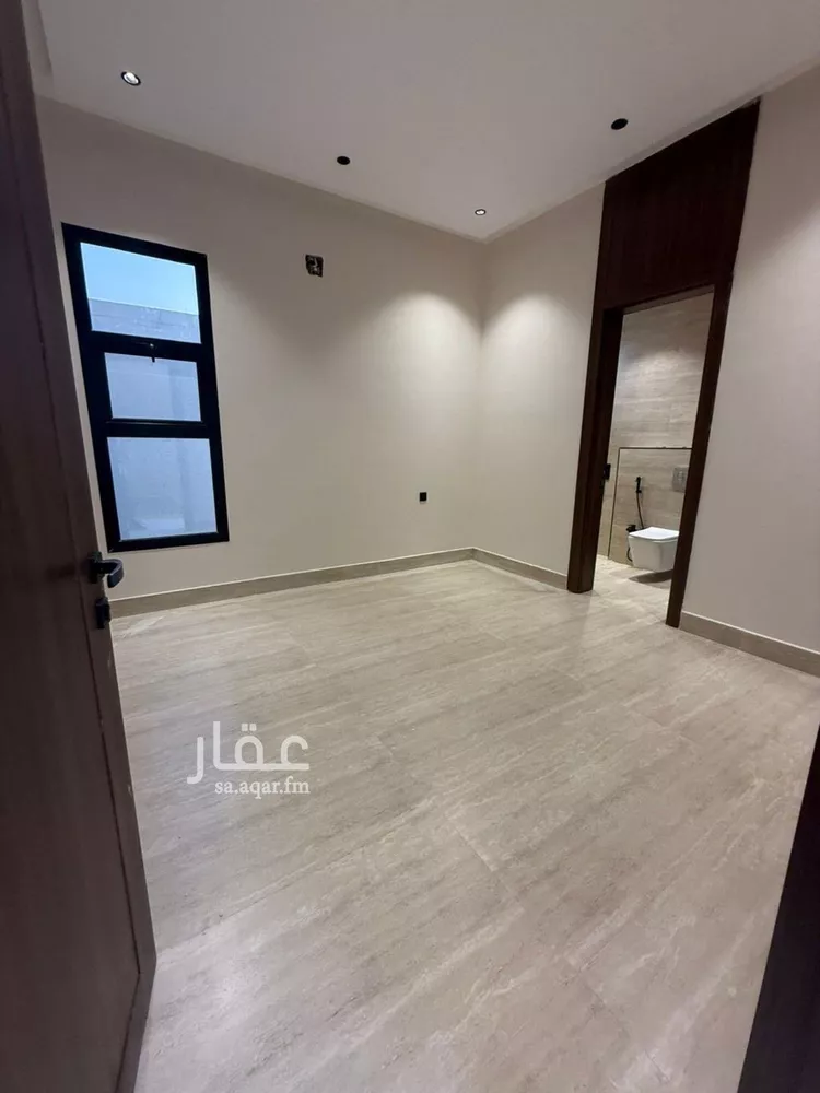 فيلا للبيع في شارع نهر السوباط, حي بدر, مدينة الرياض, منطقة الرياض صورة 2