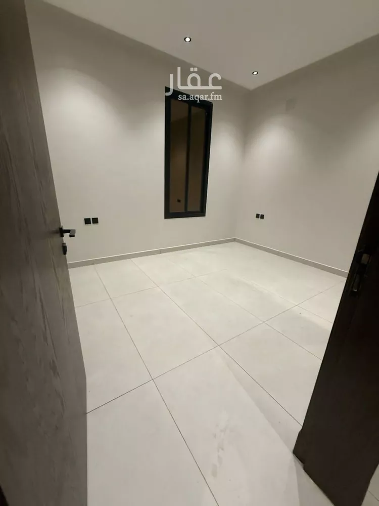 دور للبيع في شارع ثابت بن وديعة, حي العوالي, مدينة الرياض, منطقة الرياض صورة 3