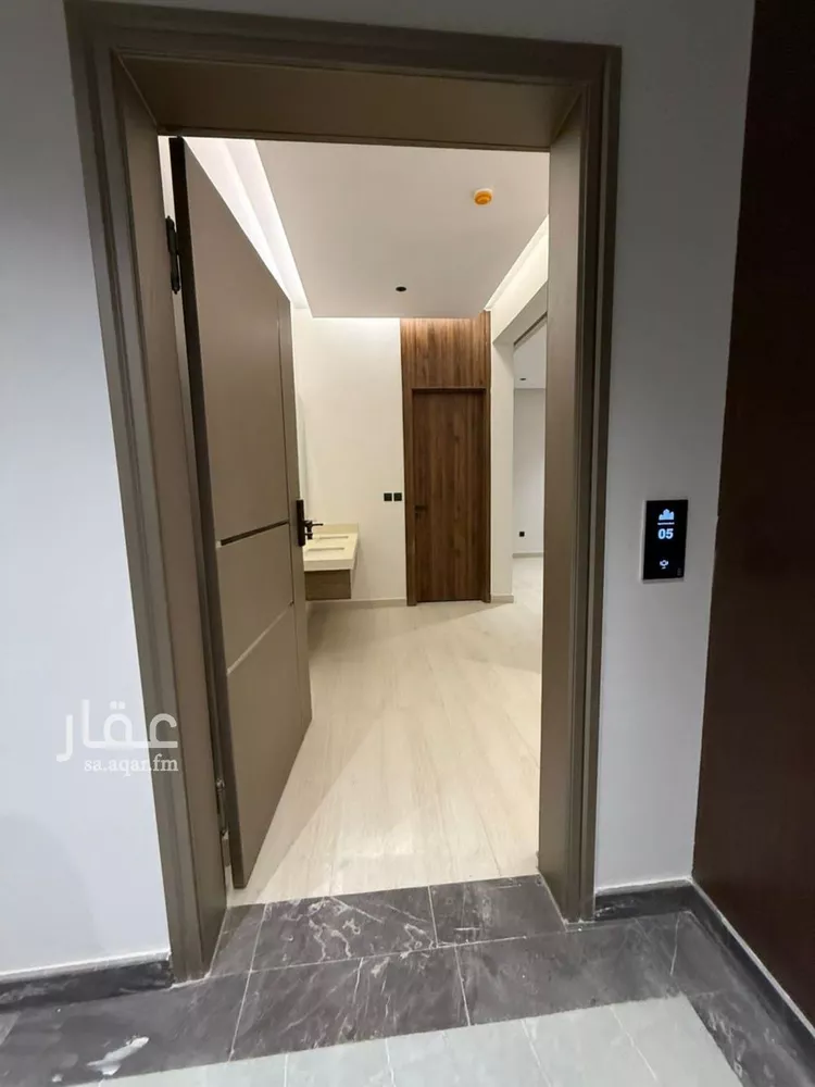 شقة للبيع في شارع المطر, حي الحزم, مدينة الرياض, منطقة الرياض صورة 3