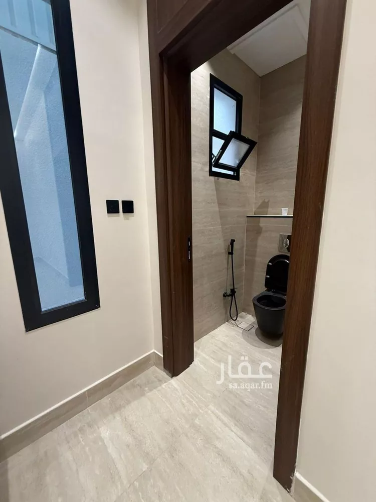 فيلا للبيع في شارع خلف بن معدان, حي بدر, مدينة الرياض, منطقة الرياض صورة 3