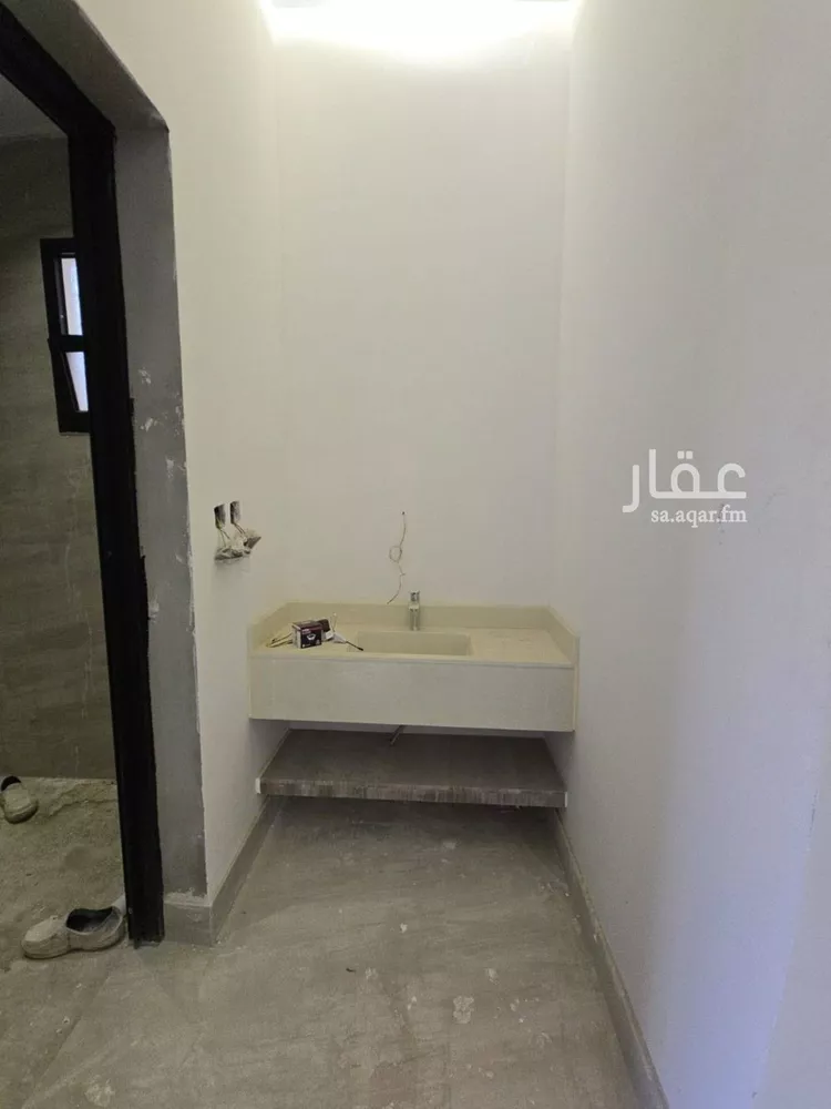 دور للبيع في شارع الحريق, حي ديراب, مدينة الرياض, منطقة الرياض صورة 5