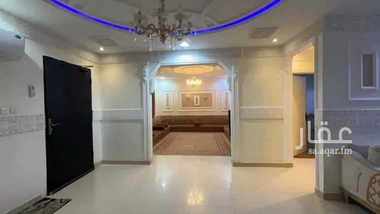 فيلا للبيع في شارع محمد بن المنذر, حي إشبيلية, مدينة الرياض, منطقة الرياض صورة 3
