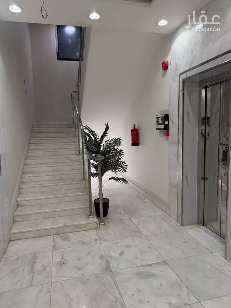 عمارة للإيجار في شارع عبدالرحمن بن محمد بن مسلمة الأنصاري, حي العارض, مدينة الرياض, منطقة الرياض صورة 4