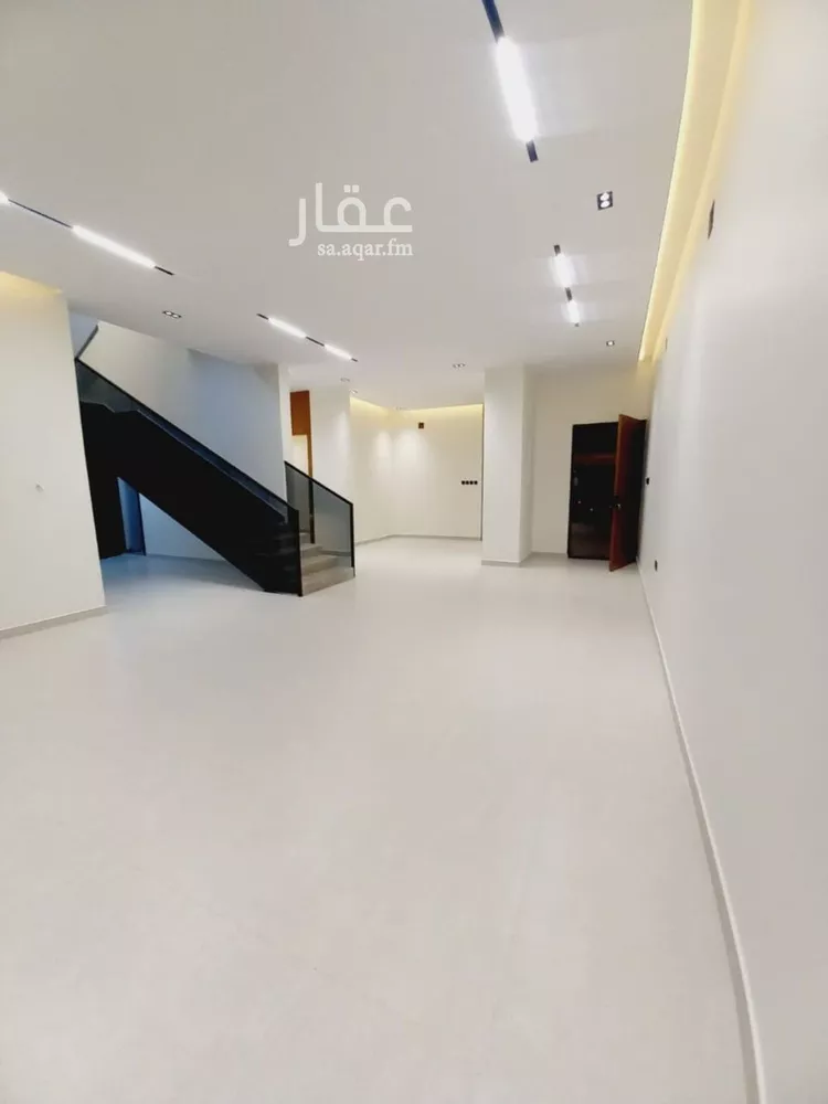 دور للبيع في شارع عيسى بن إبراهيم الربعي, حي طويق, مدينة الرياض, منطقة الرياض صورة 5