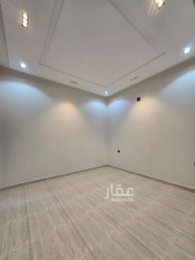 دور للبيع في شارع أبي محمد عبدالعزيز الفاسي, حي طويق, مدينة الرياض, منطقة الرياض صورة 2