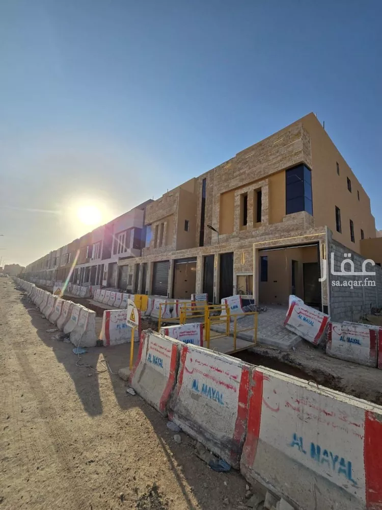 دور للبيع في شارع عمر بن أوس الثقفي, حي طويق, مدينة الرياض, منطقة الرياض