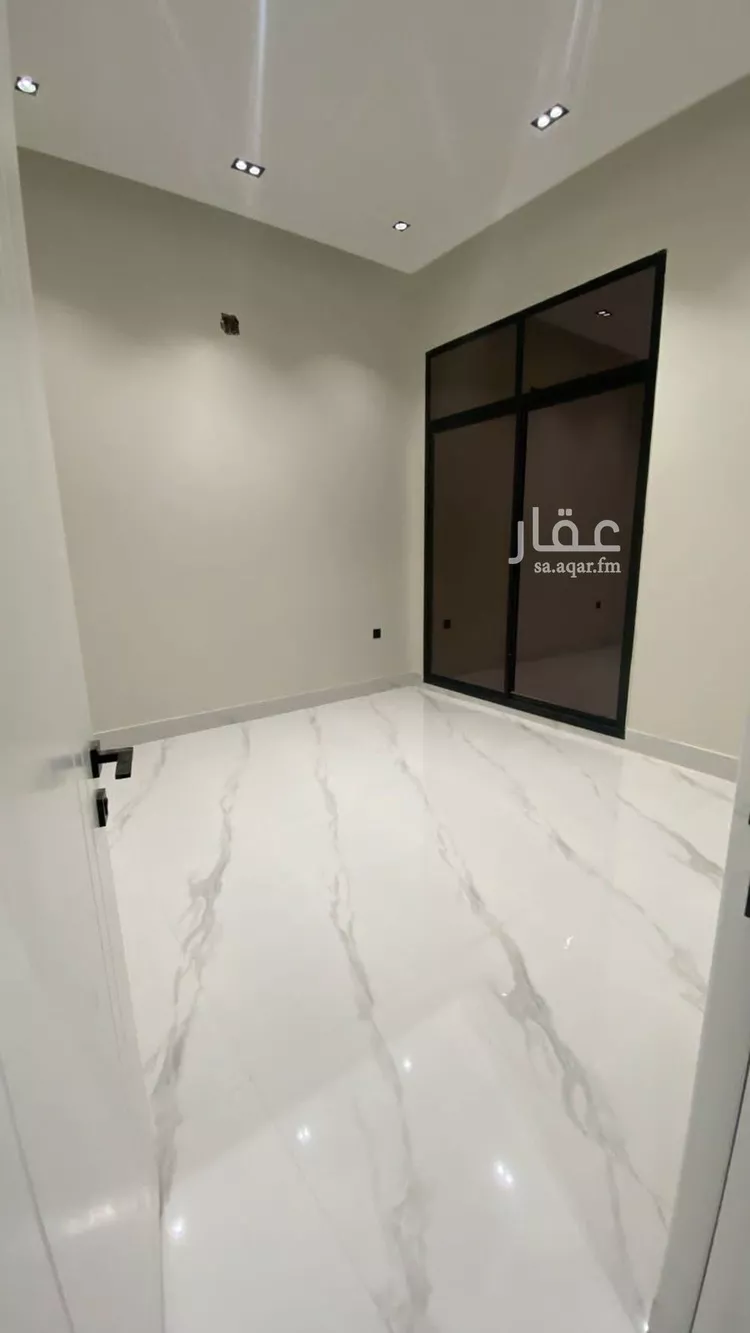 دور للبيع في شارع الشيخ محمد بن جبير , حي العوالي, مدينة الرياض, منطقة الرياض صورة 5