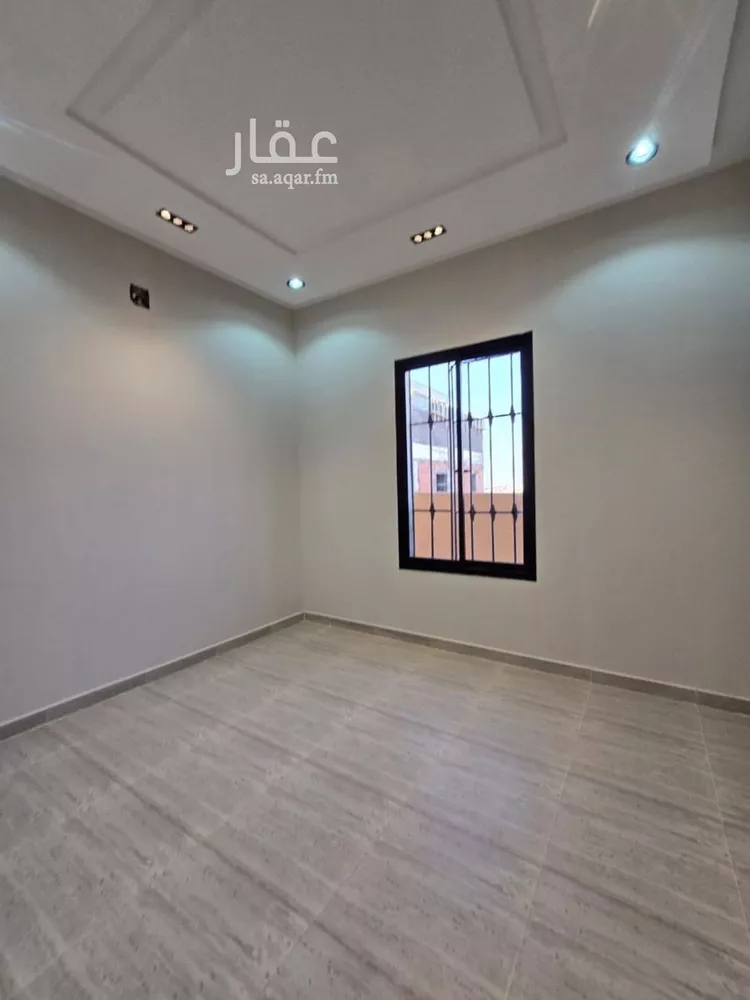 دور للبيع في شارع أبي محمد عبدالعزيز الفاسي, حي طويق, مدينة الرياض, منطقة الرياض صورة 4