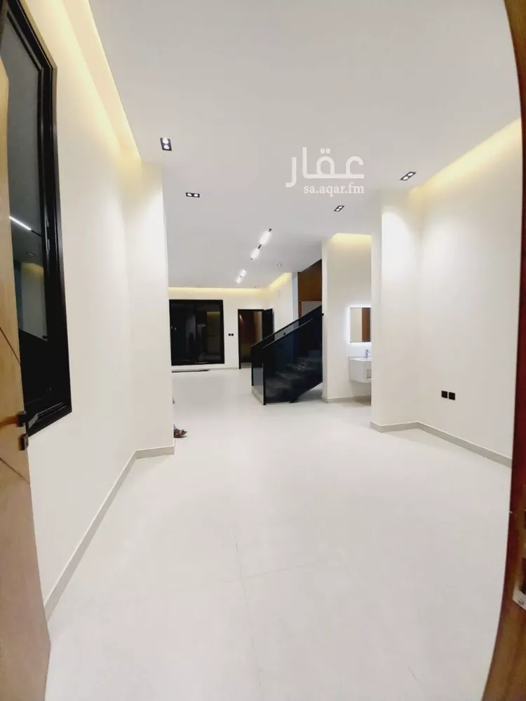 دور للبيع في شارع عيسى بن إبراهيم الربعي, حي طويق, مدينة الرياض, منطقة الرياض صورة 2