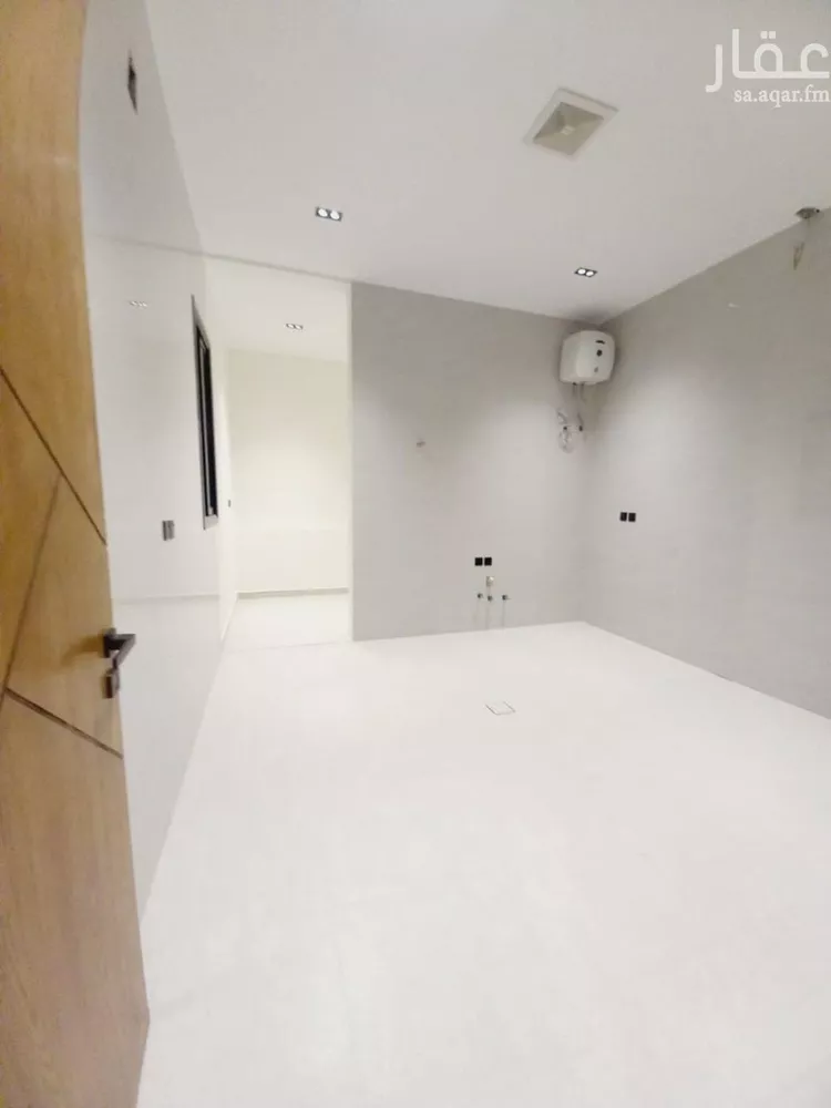 دور للبيع في شارع عيسى بن إبراهيم الربعي, حي طويق, مدينة الرياض, منطقة الرياض صورة 4