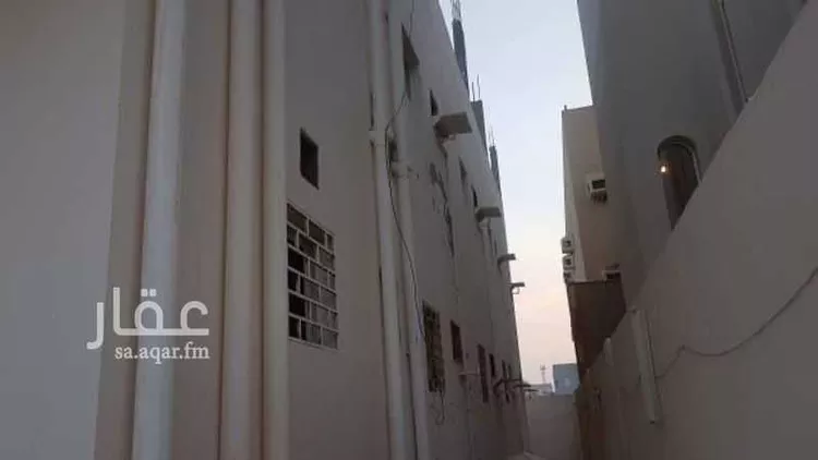 عمارة للبيع في شارع سعد بن الحارث, حي الصفاء, مدينة رابغ, منطقة مكة المكرمة صورة 2