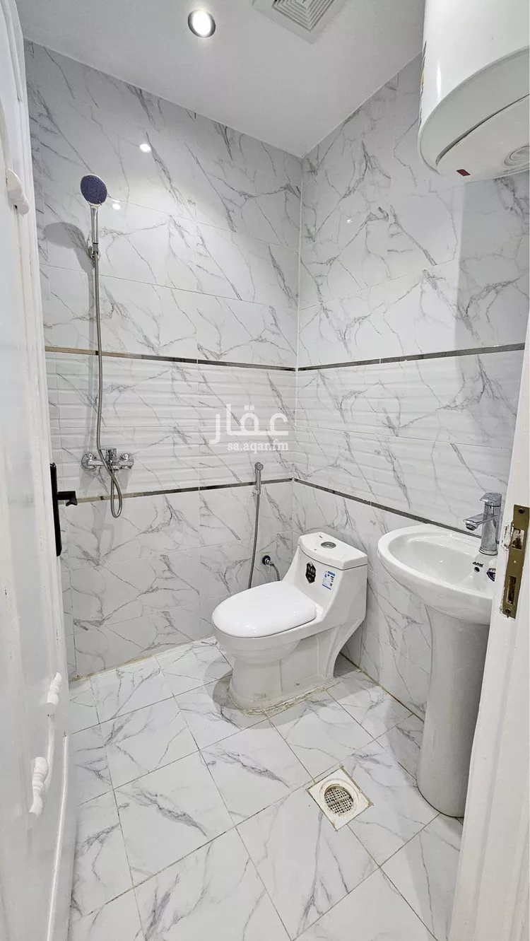 شقة للإيجار في شارع قلعة الفسطاط, حي إشبيلية, مدينة الرياض, منطقة الرياض صورة 2