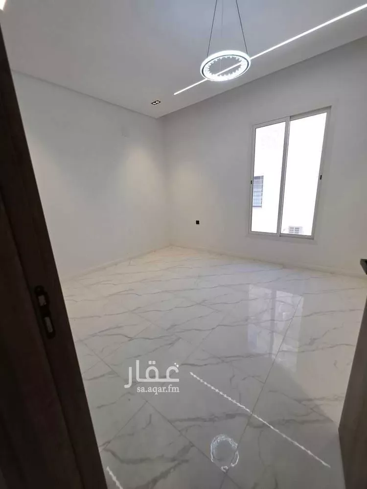 Floor for Sale in Riyadh Al Hazm 7