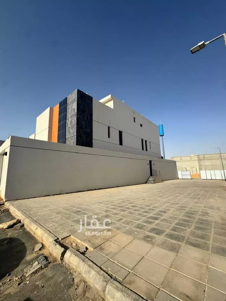 فيلا للبيع في شارع الصفار الذهبي, حي عكاظ, مدينة الرياض, منطقة الرياض صورة 5