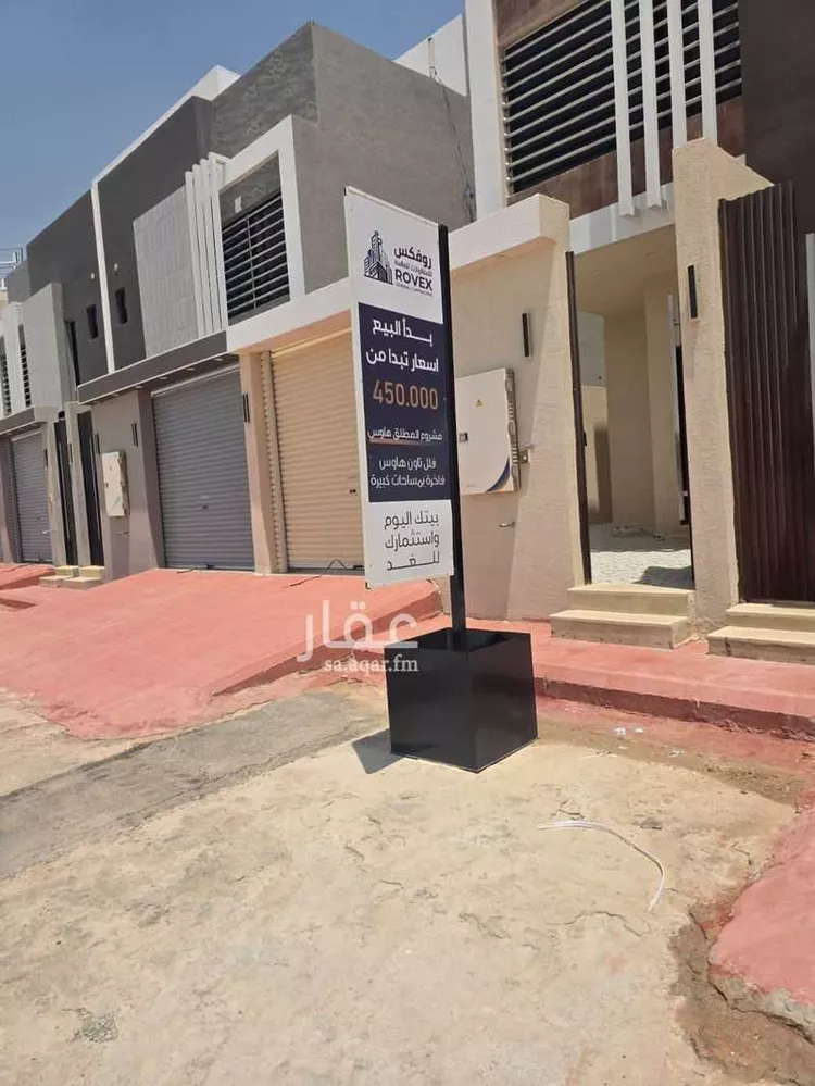 فيلا للبيع في شارع طريق بورسعيد, حي طيبة, مدينة الرياض, منطقة الرياض صورة 2