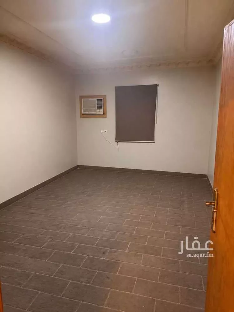 شقة للبيع في شارع عبدالله بن قيس, حي إشبيلية, مدينة الرياض, منطقة الرياض صورة 3