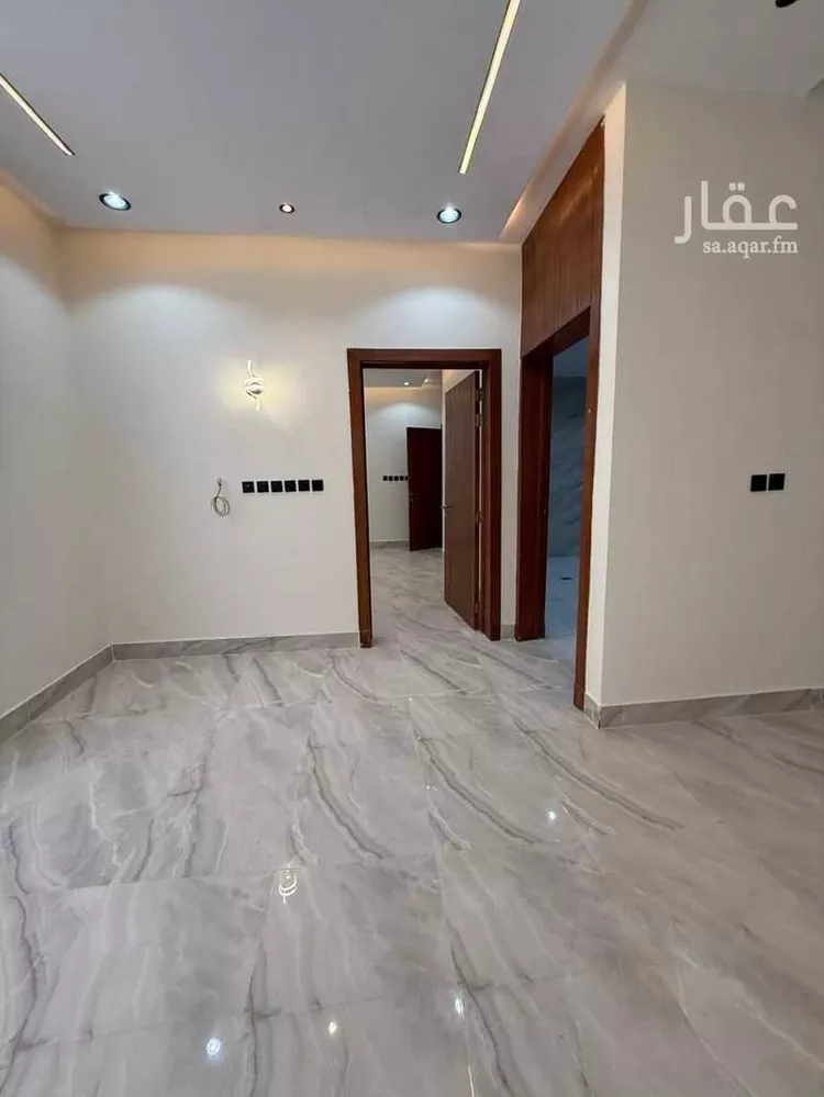 دور للبيع في شارع عمر بن فهد المكي, حي طويق, مدينة الرياض, منطقة الرياض 9