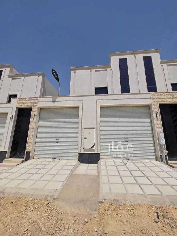 Floor for Sale in Riyadh Tuwaiq 13