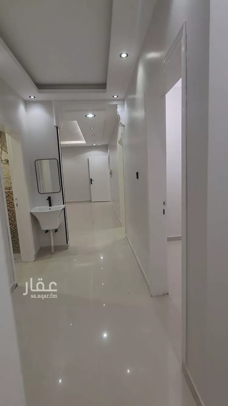 دور للبيع في شارع التفاح, حي الدار البيضاء, مدينة الرياض, منطقة الرياض صورة 3