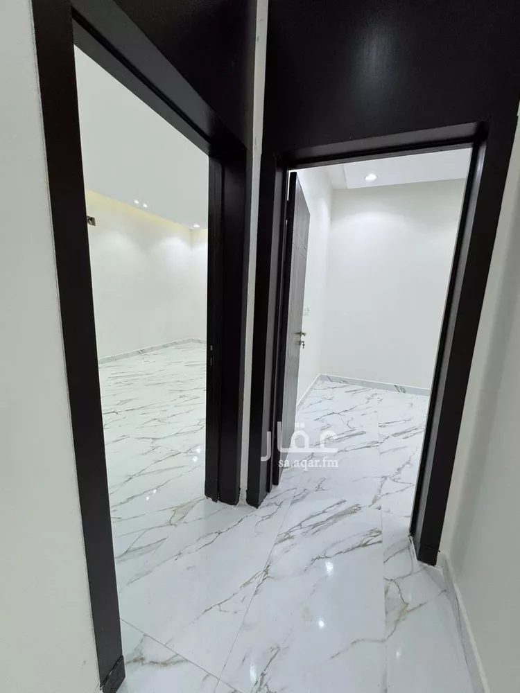 فيلا للبيع في شارع يحيى بن أبي المعالي, حي العريجاء الغربي, مدينة الرياض, منطقة الرياض صورة 5