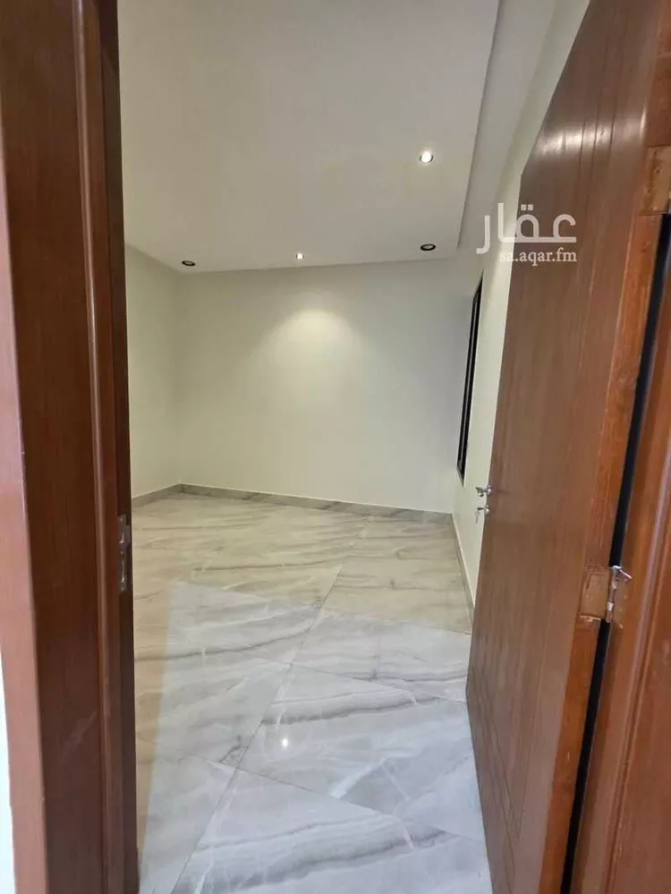 دور للبيع في شارع عمر بن فهد المكي, حي طويق, مدينة الرياض, منطقة الرياض 6