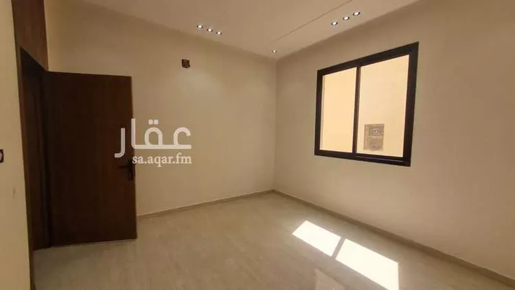 دور للبيع في شارع المنذر بن الزبير, حي طويق, مدينة الرياض, منطقة الرياض صورة 2